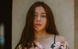 Bergelimang Harta, Nikita Willy Tampil 'Biasa Aja' Kala Jalan Bareng Baby Izz dan Keluarga