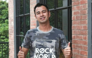 Raffi Ahmad Ajak Ronaldinho Melokal dengan Makan Bakso dan Telur Gulung, Begini Reaksinya