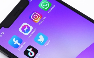 Mahkamah Agung AS Cabut Hak Konstitusional, Facebook dan Instagram Hapus Unggahan Soal Pil Aborsi 