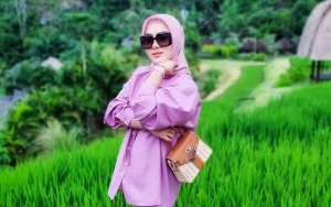 Busana Ketat Syahrini Mendadak Disorot Hingga Bagian Tubuh Ini Disebut Bak Ibu Menyusui