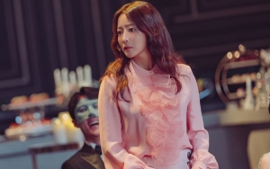 Beda Sendiri, Kim Hee Sun Pancarkan Hasrat Balas Dendam di 'Remarriage and Desires'