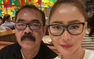 Inul Daratista Pamer Aksi Akrobat Di Depan Suami, Ekspresi Adam Suseno Malah Buat Netizen Ngakak