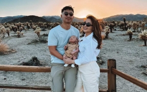 Nikita Willy Ajak Jalan, Style Baby Izz Plek Ketiplek Mirip Ayah Tajir