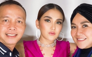 Dikenal Kemayu, Ternyata Ayah Ayu Ting Ting Pernah Jadi Guru Ngaji Bikin Salut
