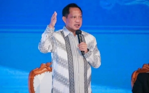 Mendagri Tito Karnavian Ditunjuk Jadi Menteri PAN-RB Ad Interim