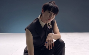 'Mini' di NCT, Doyoung Buktikan Tinggi Asli di Atas Rata-rata Diapit Member 'Master in The House'