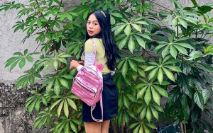 Posting Foto Umbar Belahan Dada, Cimoy Montok Ungkap Keinginan Jadi Model Majalah Dewasa?
