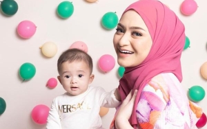 Terancam Jadi Single Mom, Nathalie Holscher Bingung Ditanya Cara Mendidik Adzam Kelak