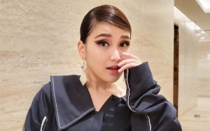 Rutin Kurban Tiap Tahun, Begini Penampilan Ayu Ting Ting Kala Ikut Jadi Tukang Potong