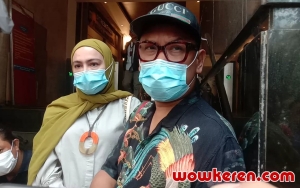 Bertemu Medina Zein Saat Pakai Baju Oren, Begini Kata Uya Kuya Soal Kemungkinan Cabut Laporan