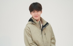 Comeback Akting, Kim Seon Ho Mendadak Dikritik Sembunyi di Balik Fandomnya