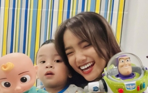 Heboh Fuji Pamer Foto Bareng Gala Sky Dengan Mata Tampak Sembab, Inikah Penyebabnya?