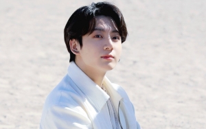 Potret Candid Jungkook BTS Bikin Heran, Bodyguard Ganteng Curi Fokus