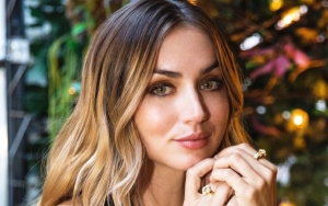 Ana de Armas Benarkan Pindah Dari LA Karena Pers Terus Soroti Asmaranya Dengan Ben Affleck Eks Pacar