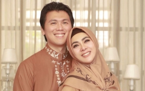 Temani Suami Latihan Boxing, Dandanan Syahrini Dinilai Berlebihan Hingga Disebut Saltum