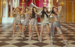 ITZY Siap Ramaikan Persaingan Musim Panas dengan MV Comeback 'SNEAKERS'