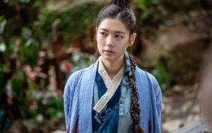 Mode Bucin, Begini Perjuangan Jung So Min untuk Temui Lee Jae Wook di 'Alchemy of Souls'