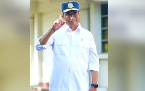 Percepat Pembuatan Bus Listrik KTT G20, Menhub Budi Karya Tinjau Sendiri Progresnya
