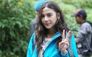 Adinda Thomas Ungkap Alasan Khusus Suka Naik Gunung, Sempat Dilarang Orangtua?