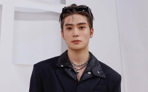 'Jamet' Bukan Saran Stylist, Ini Alasan Jaehyun NCT Ngide Pakai Kacamata di Kepala Kala Event Prada