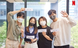 Park Bo Young dan Yeon Woo Jin Cs Bakal Bintangi Drama Healing Baru Netflix Disambut Antusias
