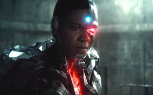 Ray Fisher Bantah Bersekongkol dengan Zack Snyder Lawan Warner Bros.