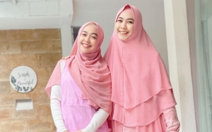 Ria Ricis Tirukan Gaya Kalem Oki Setiana Dewi Saat Isi Acara Ceramah, Sukses Bikin Terpingkal