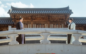 Romansa Tak Terduga Shin Seung Ho dan Lee Jae Wook di 'Alchemy of Souls' Bikin Ngakak