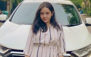 Mawar AFI Rangkai Pesan Romantis untuk Sosok Tercinta, Kalungnya Bikin Gagal Fokus