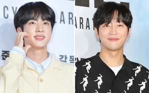 Jin BTS Selfie Bareng Lee Sang Yeob di Premiere Film Kim Nam Gil, Bak Kembar!