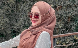 Ria Ricis Langsung Aktif Pasca Melahirkan Secara Caesar, Aksi Ini Bikin Ngilu