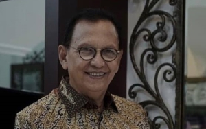 8 Potret Rumah Roy Marten Aktor Termahal Pada Zamannya, Luas Seperti Lapangan