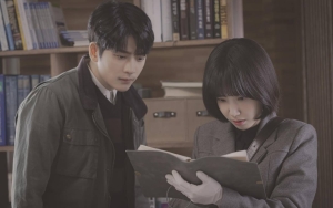 Post Berdua Bareng Kang Tae Oh Dinanti, Park Eun Bin Malah Pamer dengan Cameo Tampan Ini