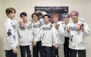 Konser NCT Dream Batal, Fans Padati Lokasi di Hari-H Auto Bikin Terenyuh 