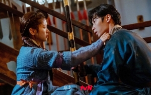 Lee Jae Wook & Jung So Min Ciuman, 'Alchemy Of Souls' Ungkap Romansa Membara