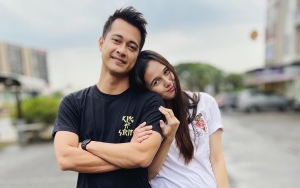 Setia Dampingi Istri Isoman, Eza Gionino Khawatirkan Kondisi Calon Anak Ketiganya