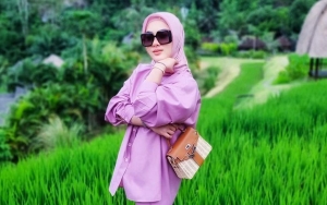 Syahrini Pamer Perhiasan Sekaligus Tegaskan Hal Ini, Hindari Isu Saling Pinjam dengan Sang Adik?