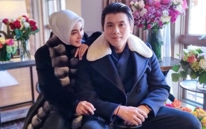 Cium Mesra Syahrini, Reino Barack Tulis Ucapan Manis di Ultah ke-40 Sang Istri