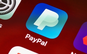 Usai Tagar #BlokirKominfo Menggema, Kini Kominfo 'Digeruduk' Karangan Bunga Imbas Blokir PayPal Dkk