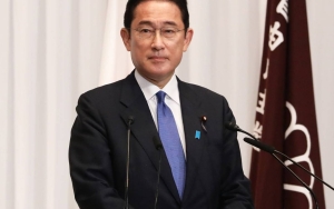Penyebaran Infeksi COVID-19 di   Kalangan Pejabat Pembantu PM   Jepang Tuai Kekhawatiran
