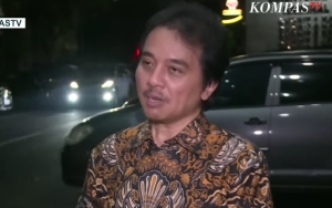 Penjelasan Roy Suryo Soal Videonya Tertawa Lepas Pakai Penopang Leher di Acara Klub Mercy