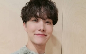 Keliling AS, J-Hope Mampir Galeri New York Usai Ramaikan Lollapalooza