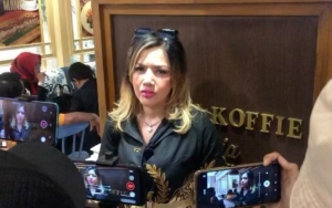  Baru Putus dari Saiful Jamil, Barbie Kumalasari Langsung Lengket Bak Pacaran dengan Sandy Tumiwa
