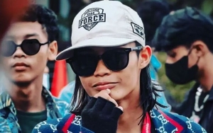 Bonge Masuk Circle Artis, Penampilannya Malah Bikin Salfok Disebut Mirip Top Model