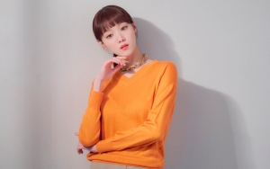 Proporsi Tubuh Lee Sung Kyung Cuma Pakai Sandal Banjir Komentar Kagum