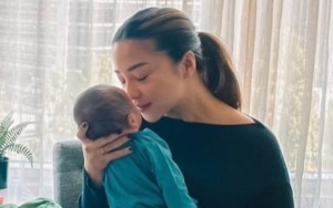 Nikita Willy Bagikan Momen 'Morning Chat' dengan Baby Izz, Reaksinya Bikin Salfok