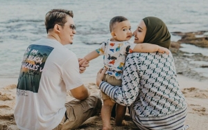 Zaskia Sungkar Ngakak Abis Usai Ukkaysa Refleks Bereaksi Begini Kala Irwansyah Lakukan Ini