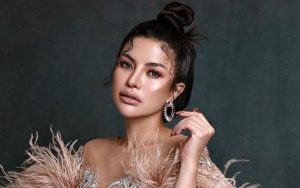 Sempat Sentil Habis-habisan, Nikita Mirzani Kini Akrab Hingga Cium Rachel Vennya Bak Bestie