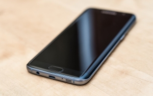 India Bersiap Batasi Penjualan Ponsel Murah Tiongkok Xiaomi Dkk.