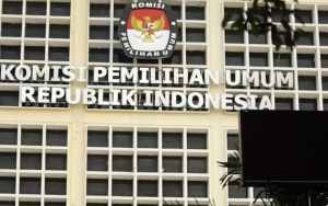 Pendaftaran 3 Parpol KIB ke KPU Diwarnai Kericuhan, Airlangga-Zulhas Sempat Terhimpit Massa